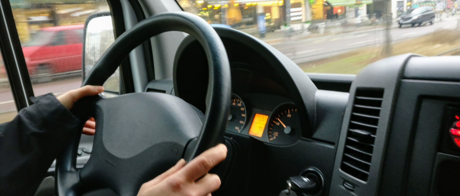 Dziś dzień uprzejmości za kierownicą.